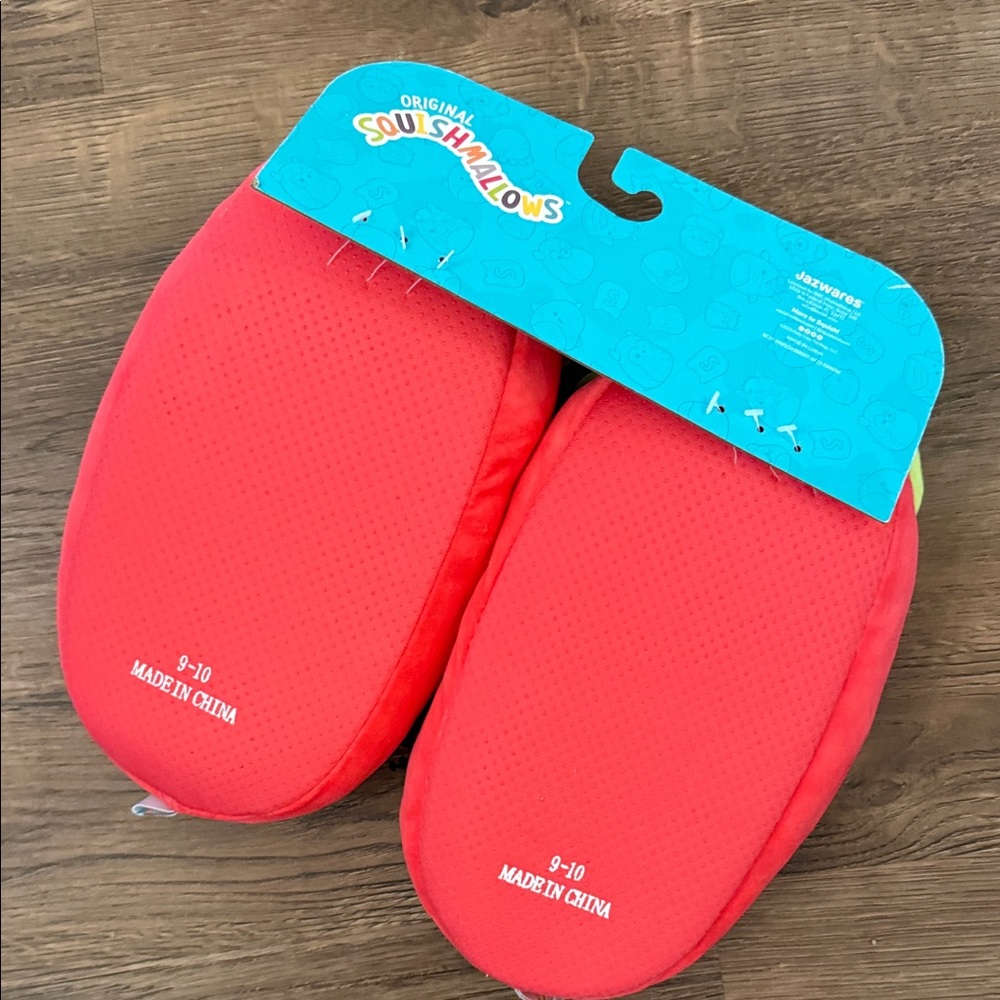 Original Squishmallows Strawberry Plush Slippers - Pink & Green Size 9/10 - Picture 6 of 6